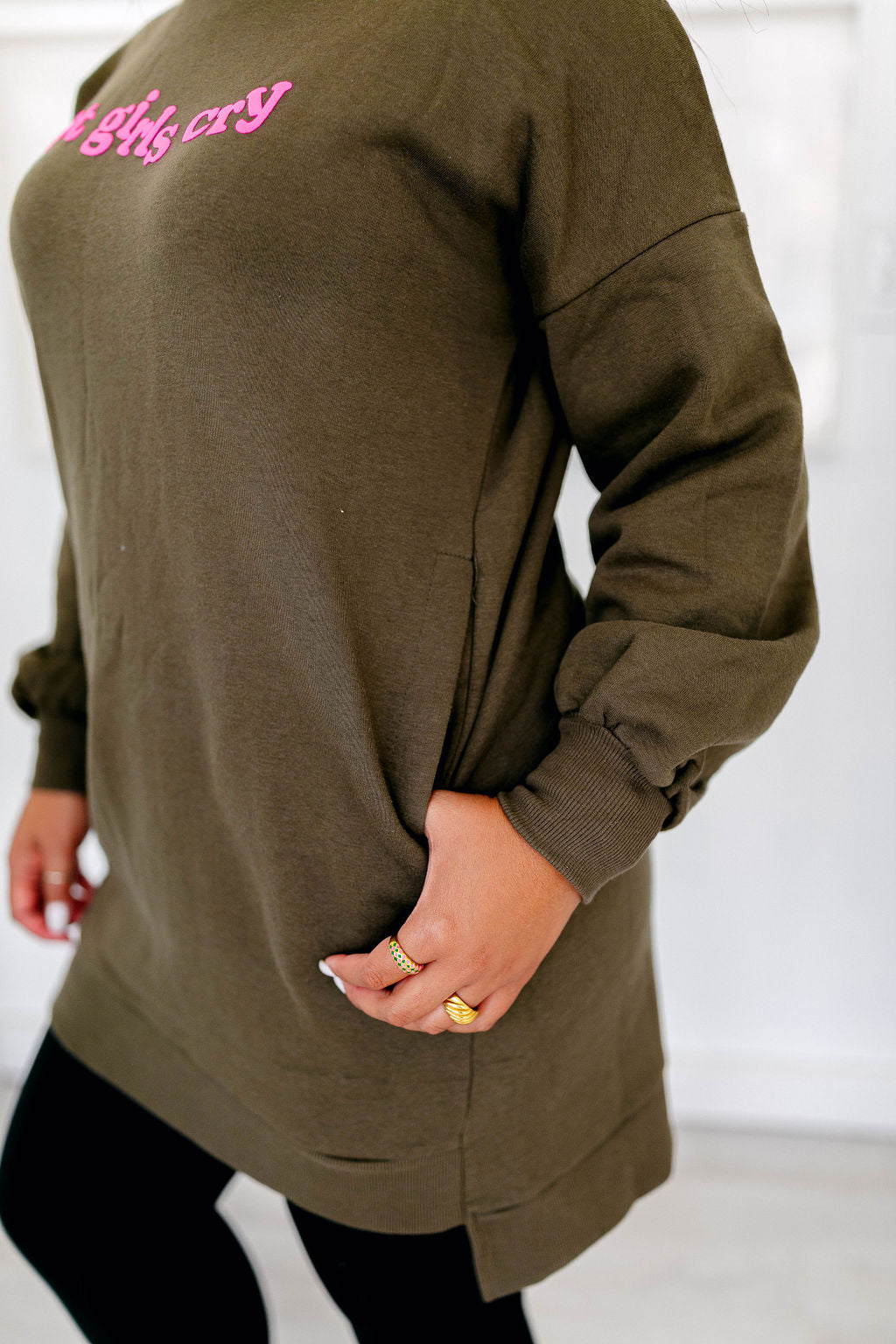 TABY ORIGINAL: Hot Girls Cry Longline Crewneck PUFF***