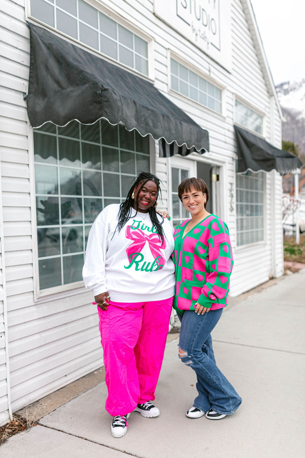 TABY ORIGINAL: Girls Rule Pullover Crew Neck in Sizes XS-5X!***