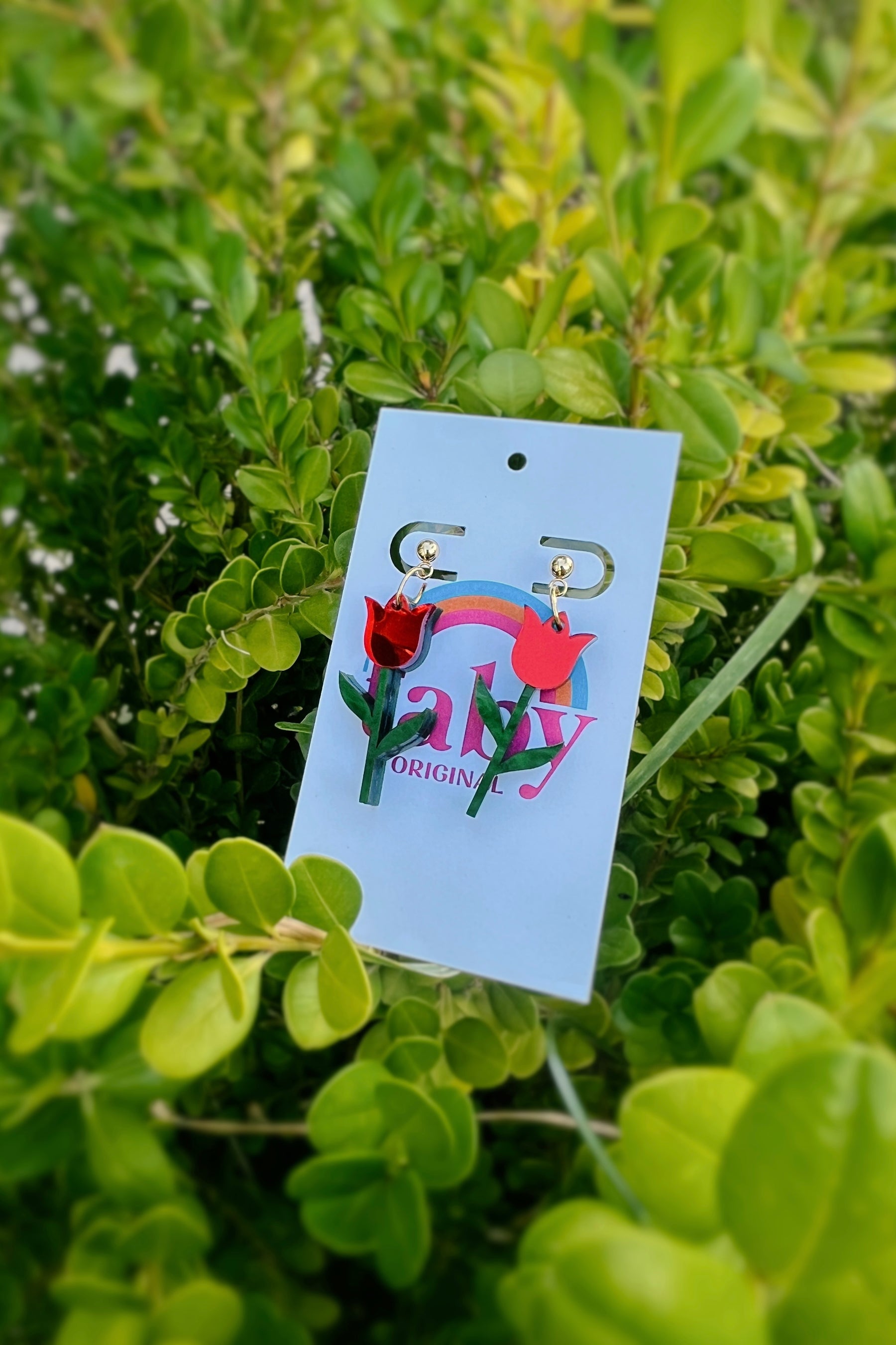 Taby Original: Mañana Sera Bonito Tulip Earrings