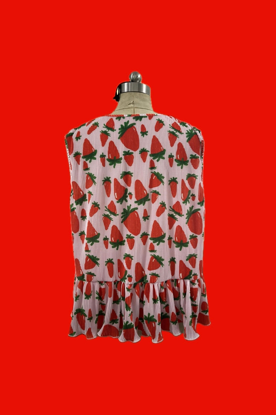 TABY ORIGINAL: Strawberry Fields Plisse Short/Vest Set In Sizes XS-5X!***