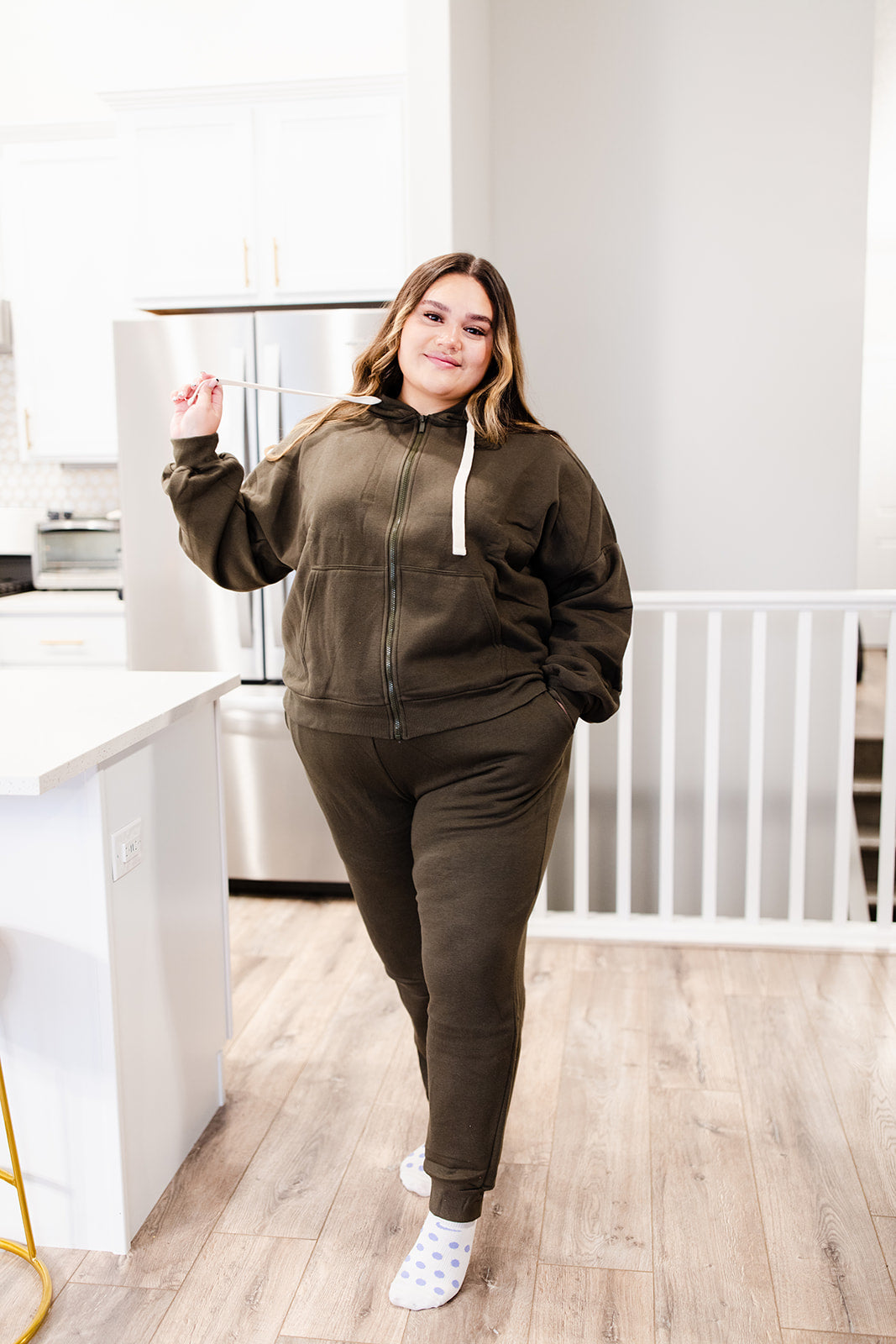 Ease My Shivers Matching Set In OLIVE**