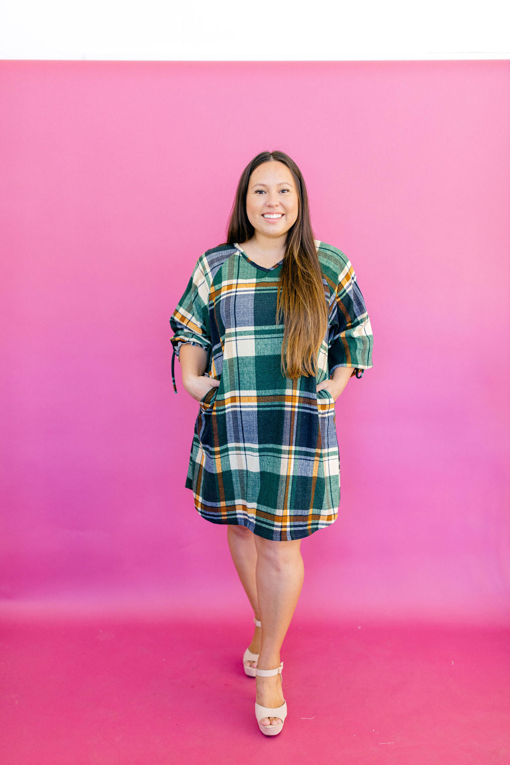Turning Heads Plaid Dress TABY'S PICK***