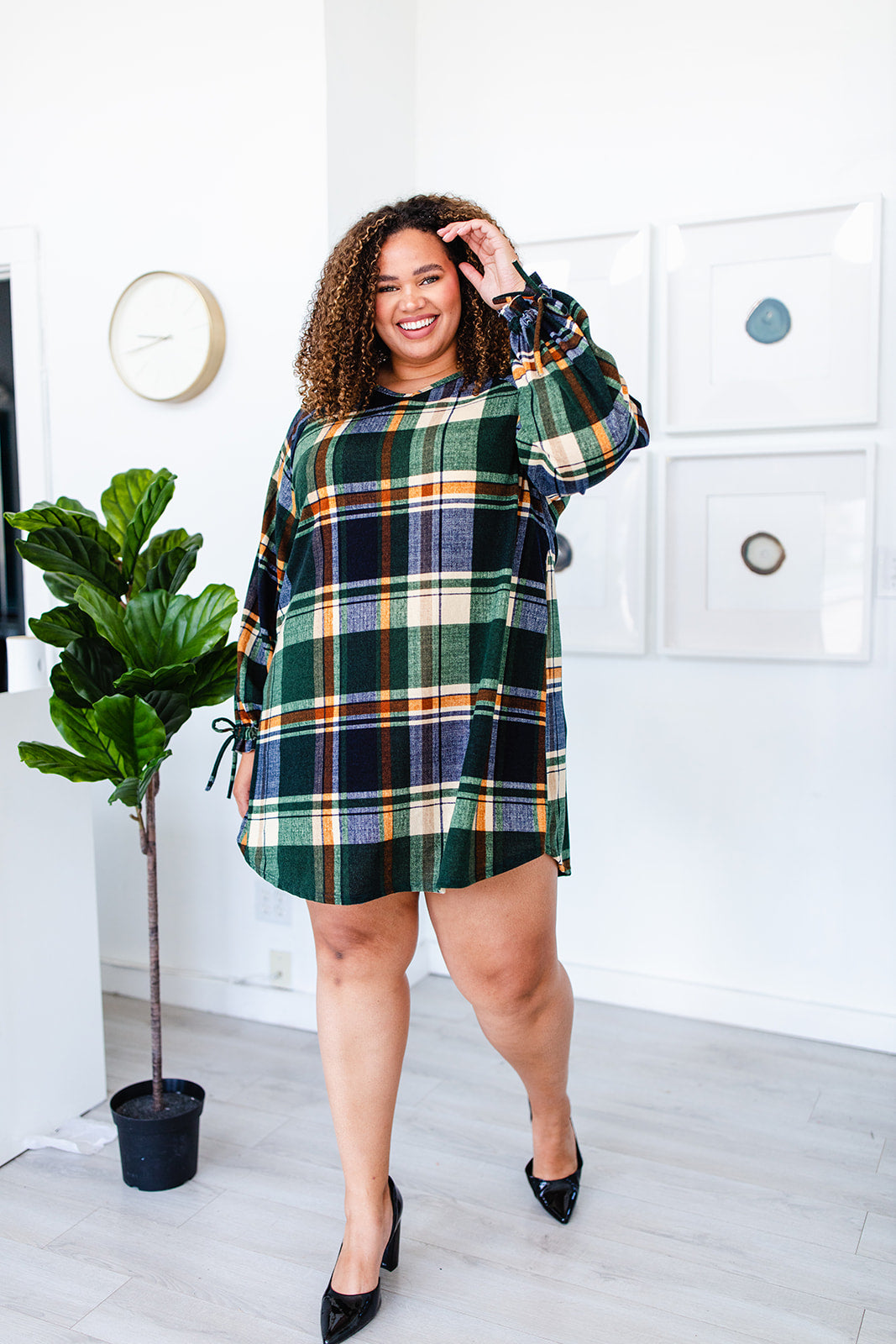 Turning Heads Plaid Dress TABY'S PICK***