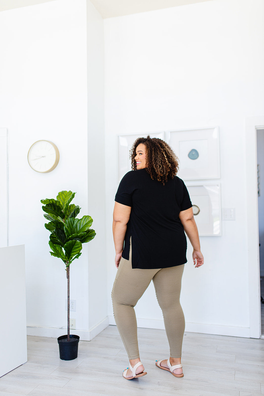 Mood Motto Leggings In KHAKI***