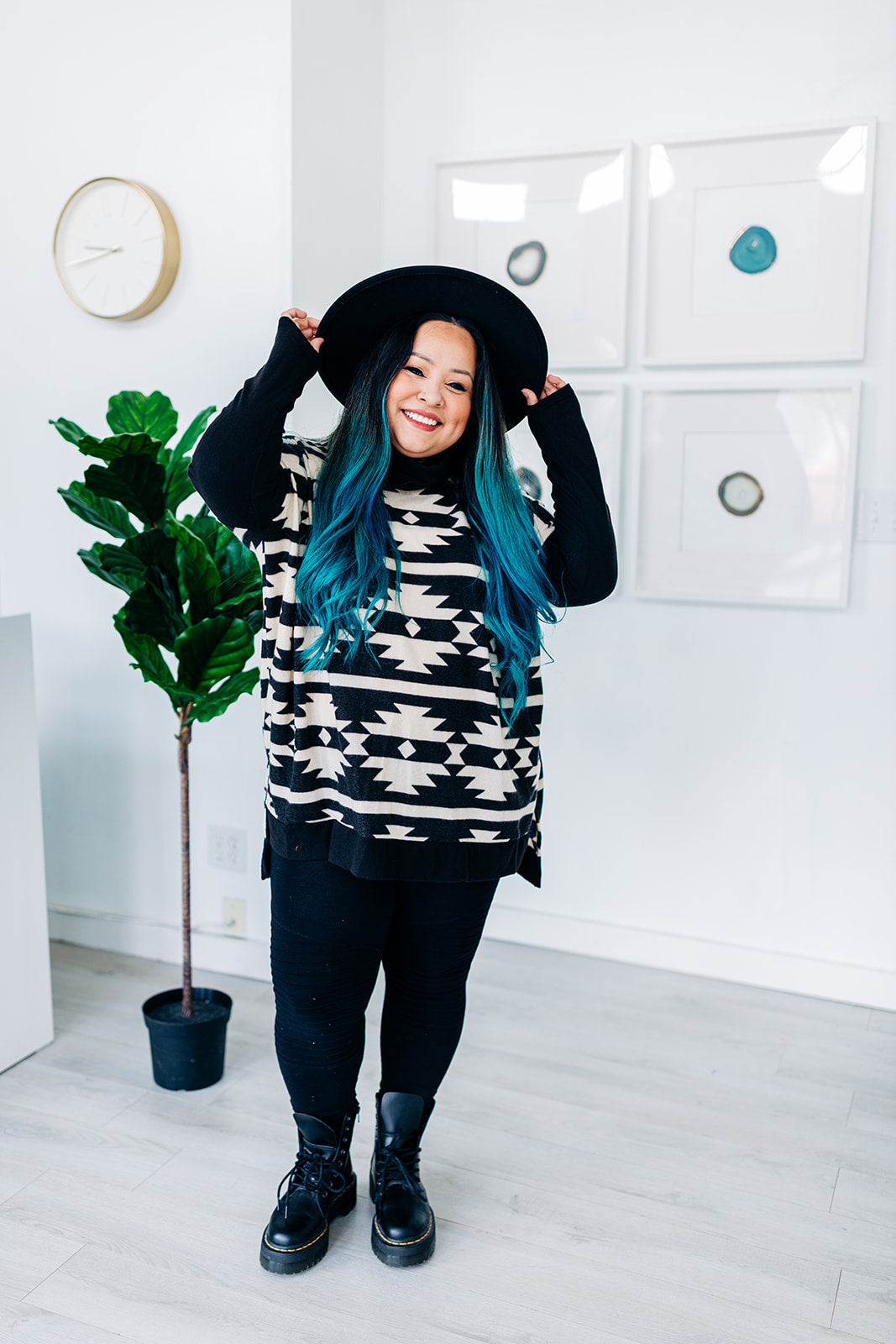 Jade Funnel Neck Sweater Top no