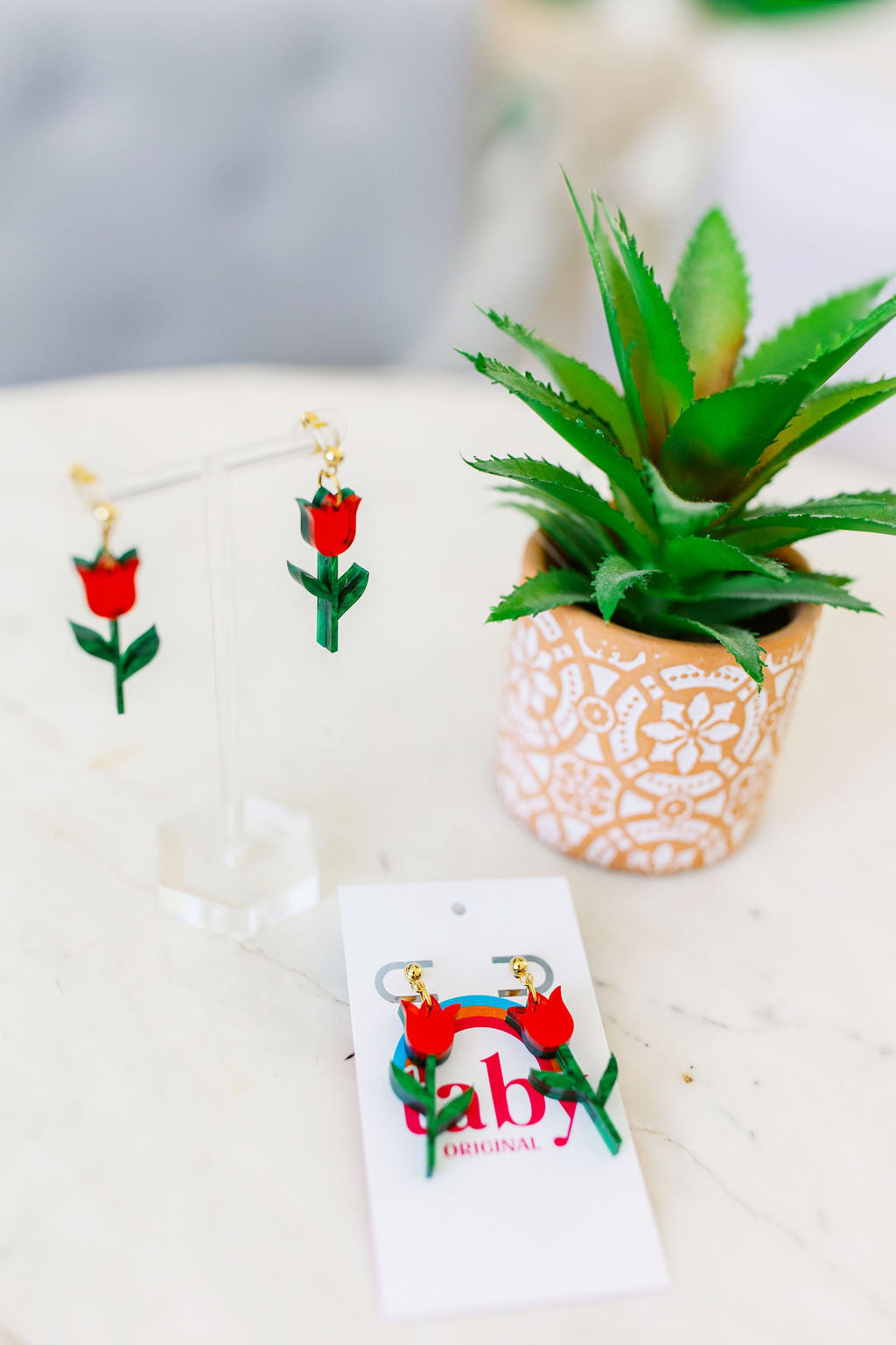 Taby Original: Mañana Sera Bonito Tulip Earrings