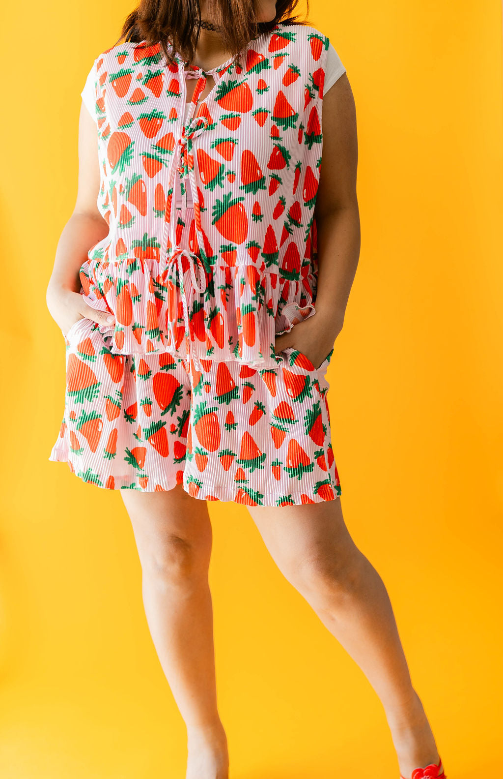 TABY ORIGINAL: Strawberry Fields Plisse Short/Vest Set In Sizes XS-5X!***
