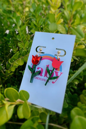 Taby Original: Mañana Sera Bonito Tulip Earrings