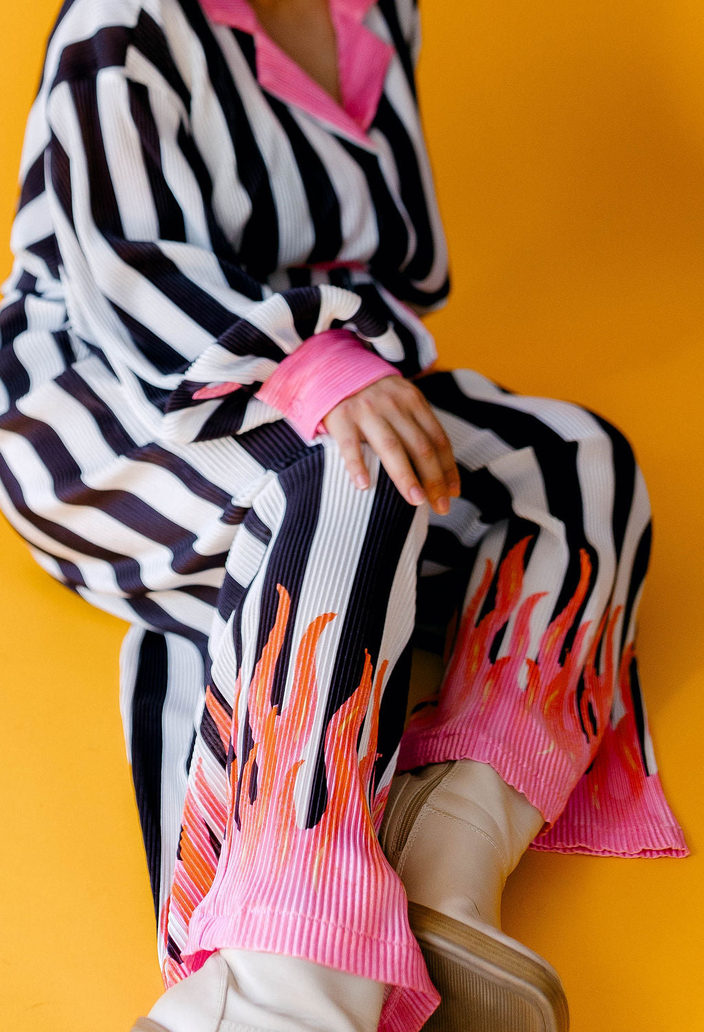 TABY ORIGINAL: Pretty In Flames Long Sleeve Plisse Pant Set in Sizes XS-5X***