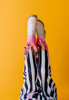 TABY ORIGINAL: Pretty In Flames Long Sleeve Plisse Pant Set in Sizes XS-5X***