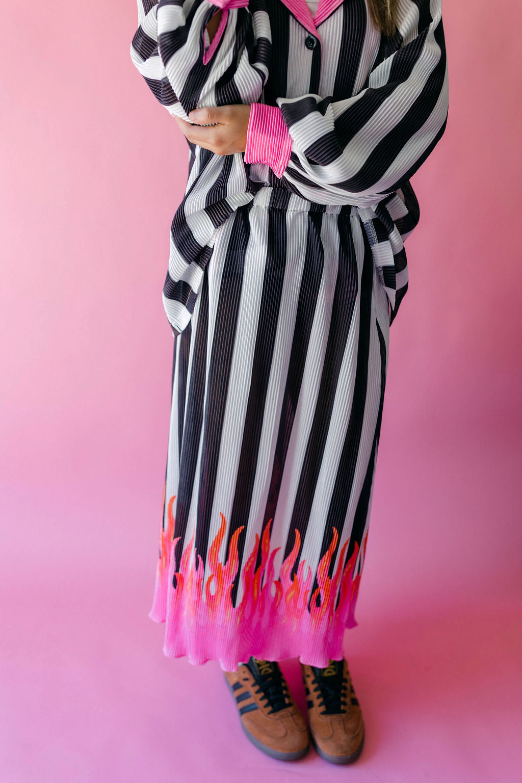 TABY ORIGINAL: Pretty In Flames Skirt Plisse Set in Sizes XS-5X***