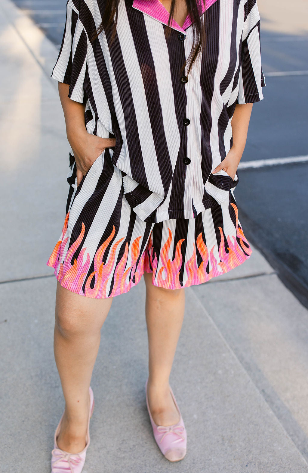 TABY ORIGINAL: Pretty In Flames Short Plisse Set