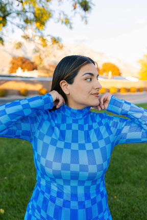 TABY ORIGINAL: Blue Grid Mesh Top